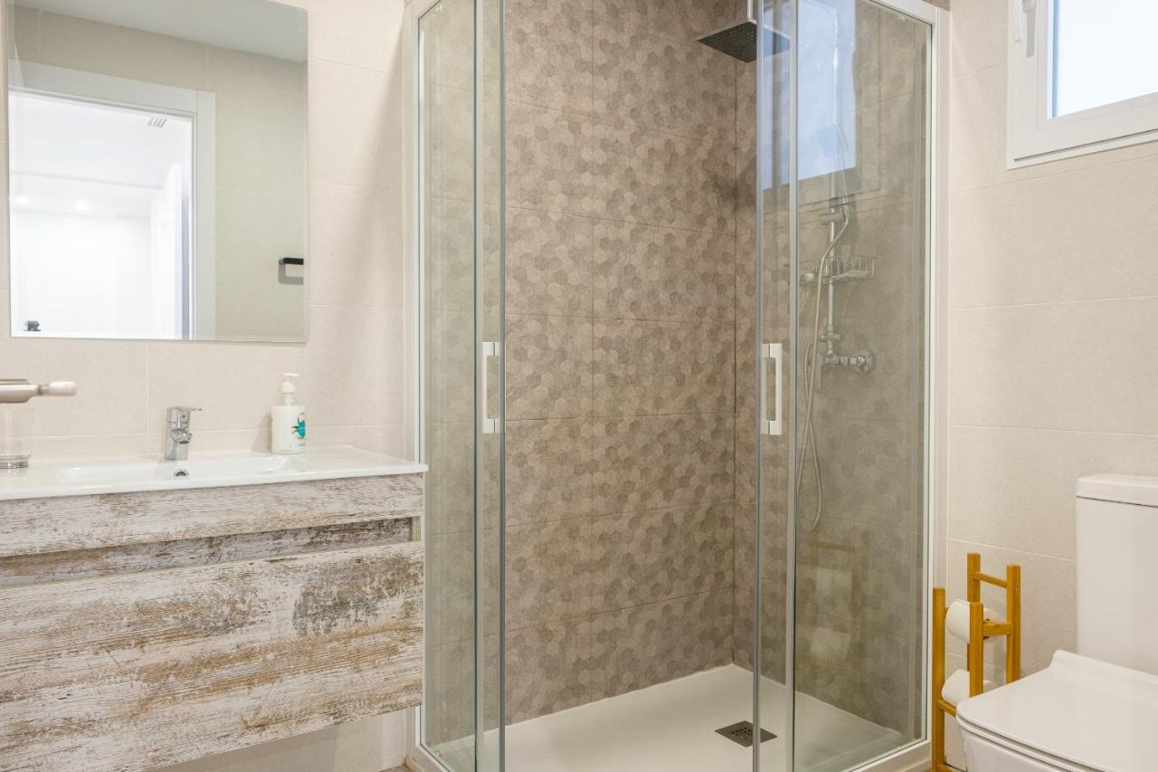 Clean & Very Comfortable Apartment Valencia Luaran gambar